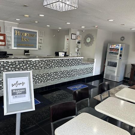 Rodeway Inn Florence - Cincinnati South Экстерьер фото