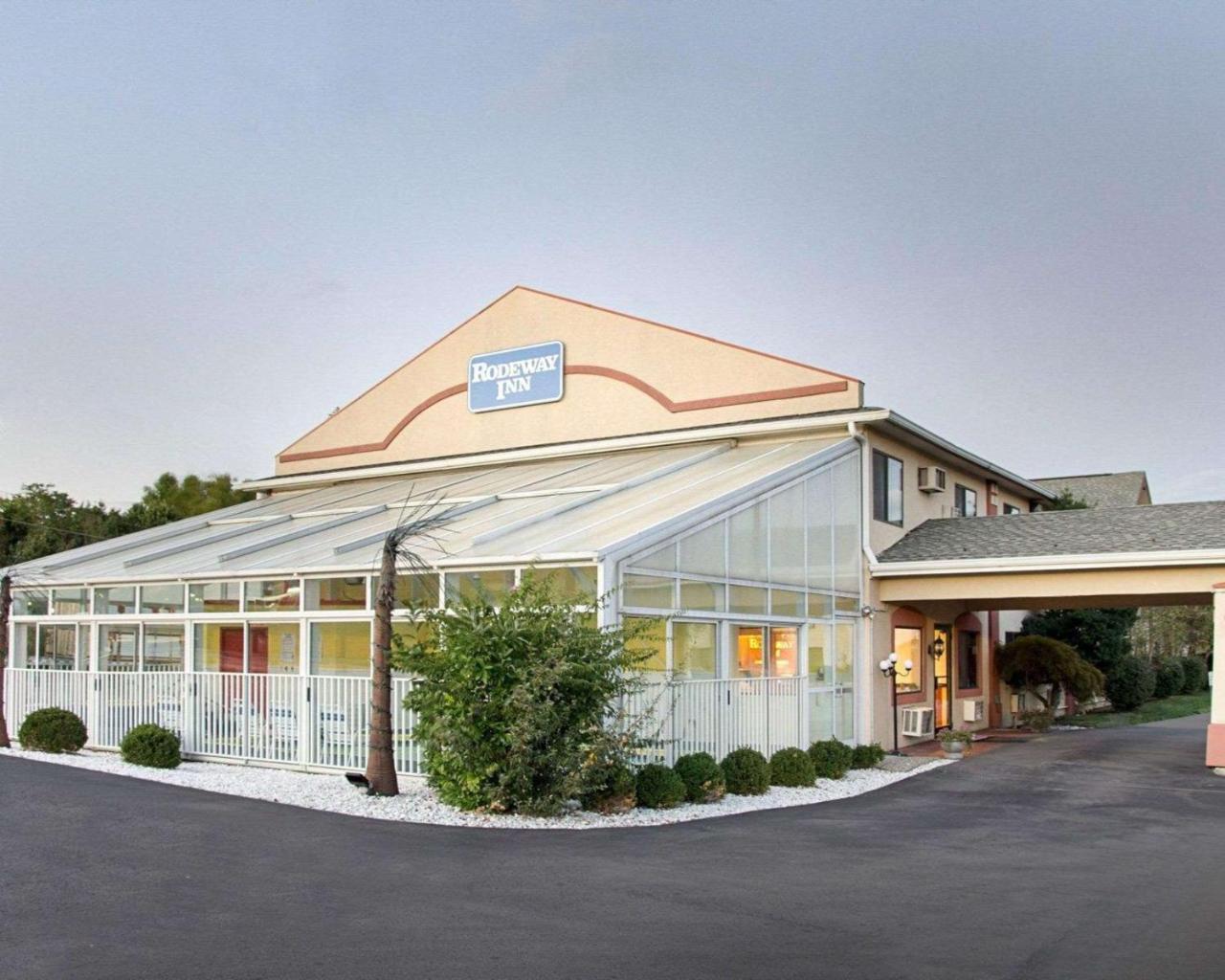 Rodeway Inn Florence - Cincinnati South Экстерьер фото